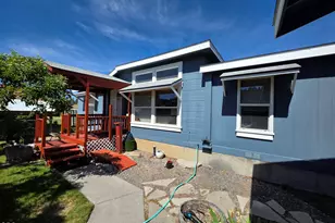 330 N Baker Ave, Chiloquin, OR 97624 - Photo 3
