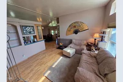 330 N Baker Avenue, Chiloquin, OR 97624 - Photo 5