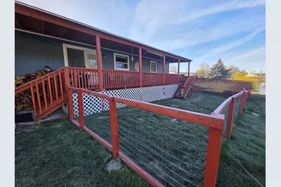 330 N Baker Avenue, Chiloquin, OR 97624 - Photo 27