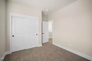 887 NW 18th Ct, Redmond, OR 97756 - Photo 45