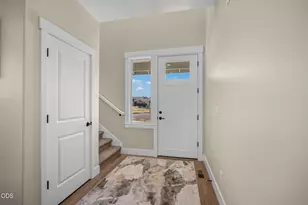 887 NW 18th Ct, Redmond, OR 97756 - Photo 9
