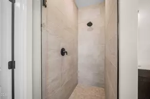 887 NW 18th Ct, Redmond, OR 97756 - Photo 39
