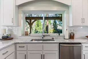 8550 Rogue River Hwy, Grants Pass, OR 97527 - Photo 21