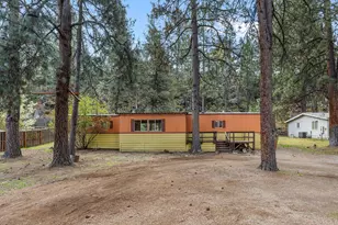 19955 Ashwood Dr, Bend, OR 97702 - Photo 7