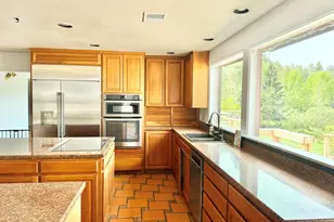 1662 Cove Point Rd, Klamath Falls, OR 97601 - Photo 15