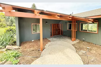 1662 Cove Point Road, Klamath Falls, OR 97601 - Photo 11