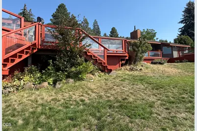 1662 Cove Point Road, Klamath Falls, OR 97601 - Photo 15