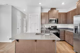 3561 NW 7th St, Redmond, OR 97756 - Photo 15
