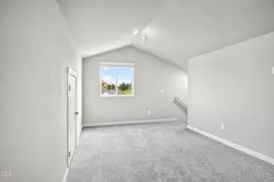 3561 NW 7th St, Redmond, OR 97756 - Photo 25