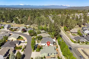 209 SE Soft Tail Dr, Bend, OR 97702 - Photo 29
