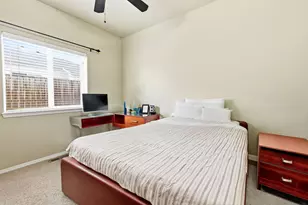 209 SE Soft Tail Dr, Bend, OR 97702 - Photo 19