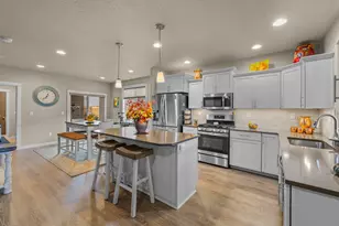 3754 SW Metolius Ave, Redmond, OR 97756 - Photo 9