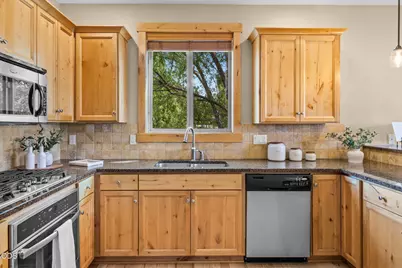 601 SW Otter Way, Bend, OR 97702 - Photo 13