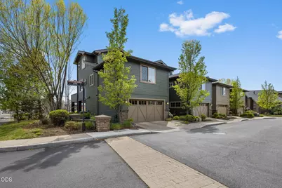 601 SW Otter Way, Bend, OR 97702 - Photo 3