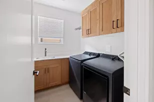 20867 SE Caldera Dr, Bend, OR 97702 - Photo 19