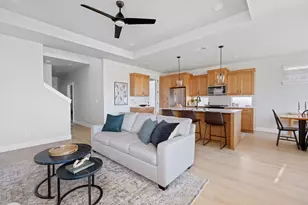 20867 SE Caldera Dr, Bend, OR 97702 - Photo 9