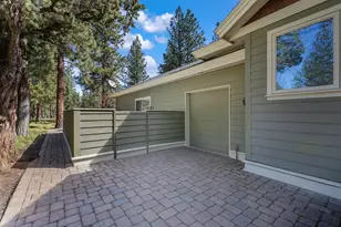 16923 Royal Coachman Dr, Sisters, OR 97759 - Photo 69