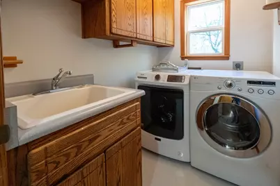 209 College Drive, Grants Pass, OR 97527 - Photo 27