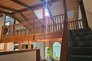209 College Dr, Grants Pass, OR 97527 - Photo 3