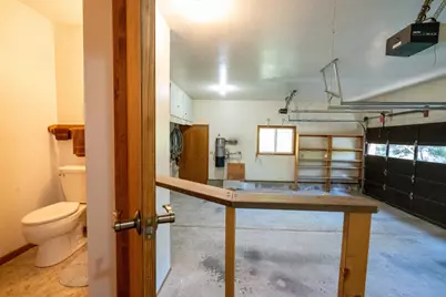 209 College Drive, Grants Pass, OR 97527 - Photo 65
