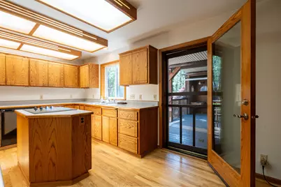 209 College Drive, Grants Pass, OR 97527 - Photo 13