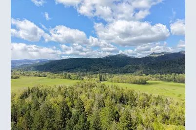 1360 Sunny Glen Way, Wolf Creek, OR 97497 - Photo 21