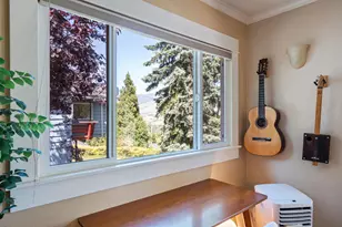 696 Liberty St, Ashland, OR 97520 - Photo 13