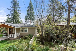 696 Liberty St, Ashland, OR 97520 - Photo 69