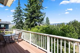 696 Liberty St, Ashland, OR 97520 - Photo 3