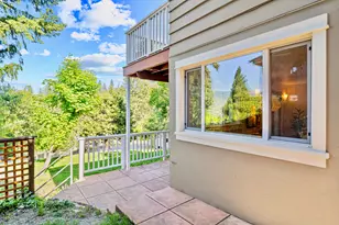 696 Liberty St, Ashland, OR 97520 - Photo 51