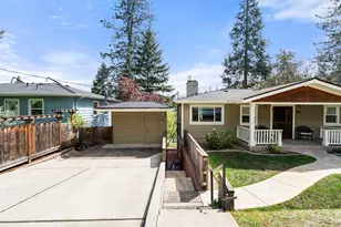 696 Liberty St, Ashland, OR 97520 - Photo 71
