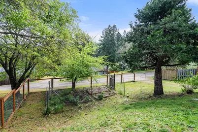 696 Liberty Street, Ashland, OR 97520 - Photo 65