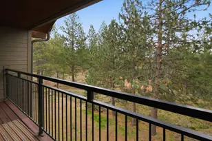 18575 SW Century Dr, Bend, OR 97702 - Photo 23