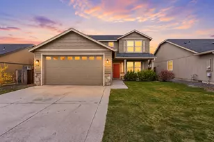 2781 NE Spring Water Pl, Bend, OR 97702 - Photo 1