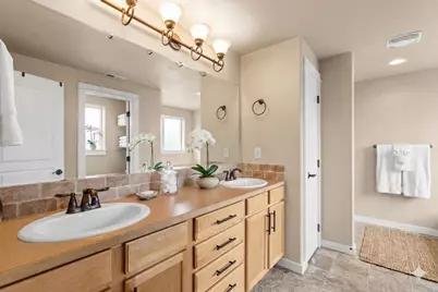 2781 NE Spring Water Place, Bend, OR 97701 - Photo 9