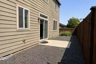 2781 NE Spring Water Pl, Bend, OR 97701 - Photo 25