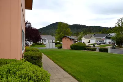 233 Red Cedar Lane, Cave Junction, OR 97523 - Photo 27