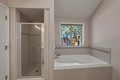 2068 NW Cascade View Drive, Bend, OR 97703 - Photo 29
