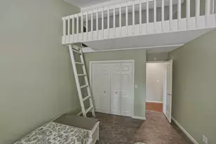 2068 NW Cascade View Dr, Bend, OR 97703 - Photo 33