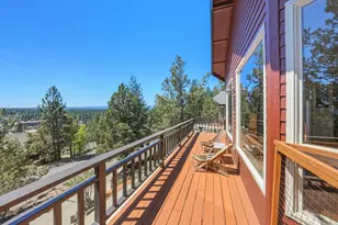 2068 NW Cascade View Dr, Bend, OR 97703 - Photo 57