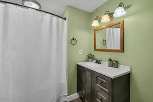 15003 E River Loop Dr E, Bend, OR 97707 - Photo 13