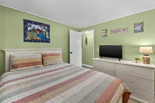 15003 E River Loop Dr E, Bend, OR 97707 - Photo 13