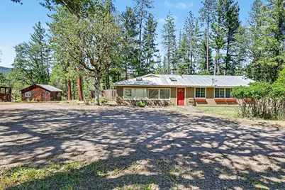 5835 Rogue River Drive, Eagle Point, OR 97524 - Photo 37