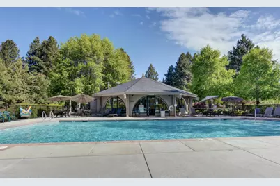 60730 Breckenridge Street, Bend, OR 97702 - Photo 39