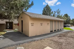 1970 Redtail Hawk Dr, Redmond, OR 97756 - Photo 29