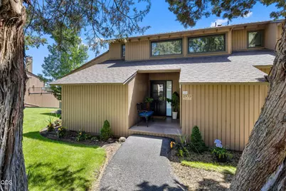 1970 Redtail Hawk Drive, Redmond, OR 97756 - Photo 5