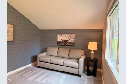 1970 Redtail Hawk Drive, Redmond, OR 97756 - Photo 15