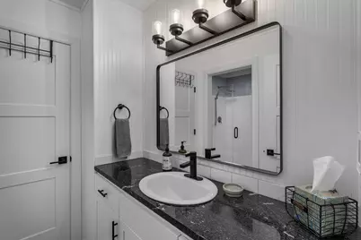 1970 Redtail Hawk Drive, Redmond, OR 97756 - Photo 17