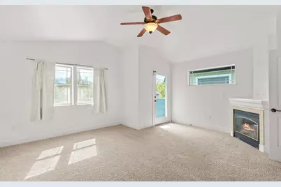 1238 Fruitdale Drive, Grants Pass, OR 97527 - Photo 15