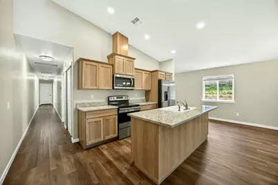 3001 University Road #A & B, Grants Pass, OR 97527 - Photo 5
